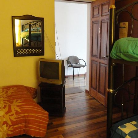 Hostal Del Piamonte Quito Exterior foto