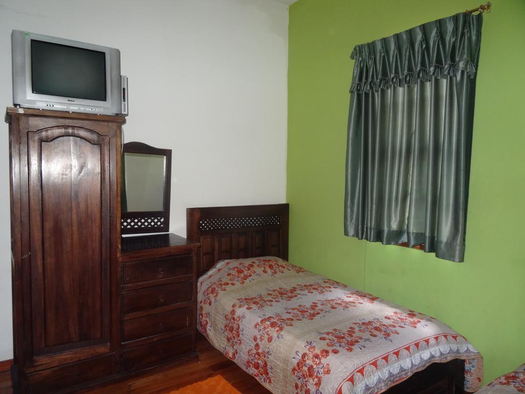 Hostal Del Piamonte Quito Exterior foto